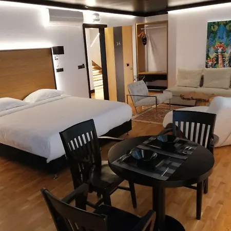 Andromeda Downtown Residence-2
