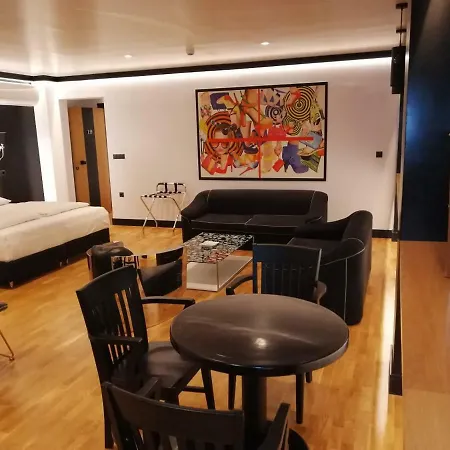 Andromeda Downtown Residence-3